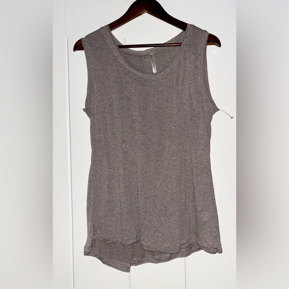 Mur Mur Tank Top Women L Pullover Casual Summer Relaxâ Fit Travel NEW USA